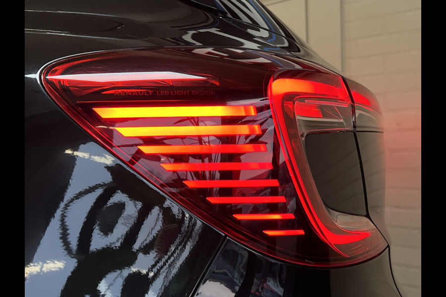 Renault Captur 1.3 TCe 155pk Edition One | Groot navi | PANO | ACC | 18" | Blindspot | Stoel&Stuur verwarming | Keurig nette goed onderhouden Captur.