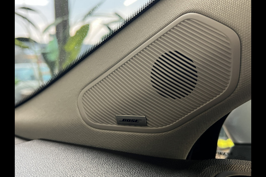 Renault Captur 1.3 TCe 155pk Edition One | Groot navi | PANO | ACC | 18" | Blindspot | Stoel&Stuur verwarming | Keurig nette goed onderhouden Captur.