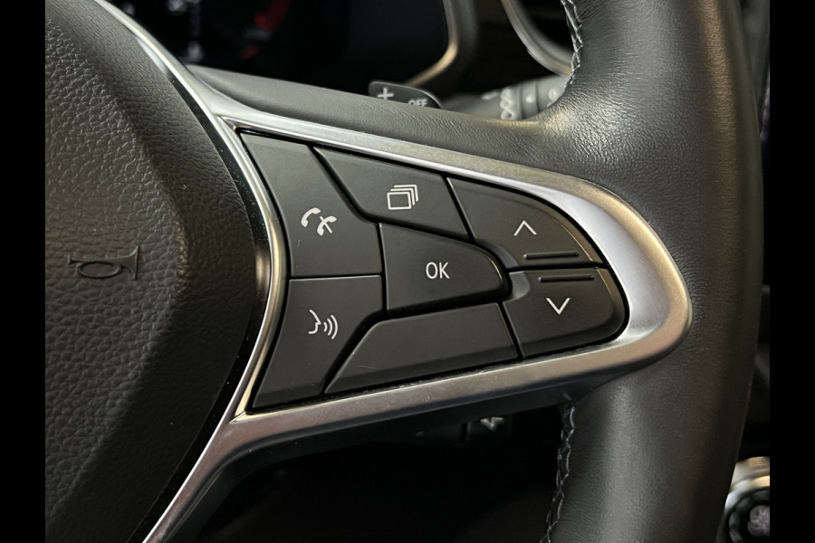 Renault Captur 1.3 TCe 155pk Edition One | Groot navi | PANO | ACC | 18" | Blindspot | Stoel&Stuur verwarming | Keurig nette goed onderhouden Captur.