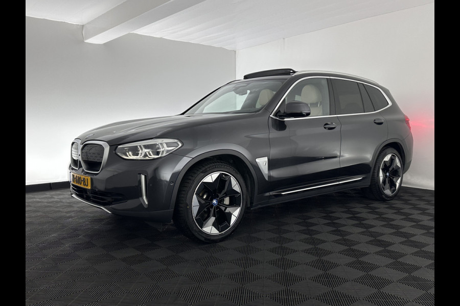 BMW iX3 High Executive 80 kWh [ 3-Fase ] {SOH-96%} (INCL-BTW) Aut. *PANO | HEAD-UP | LEATHER | HARMAN/KARDON | FULL-LED | BLINDSPOT | MEMORY-PACK | DIGI-COCKPIT | HEATED-SPORTSEATS | KEYLESS | TOPVIEW | DAB+ | NAVI-FULLMAP | 20''ALU*