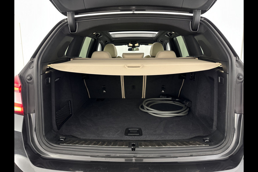 BMW iX3 High Executive 80 kWh [ 3-Fase ] {SOH-96%} (INCL-BTW) Aut. *PANO | HEAD-UP | LEATHER | HARMAN/KARDON | FULL-LED | BLINDSPOT | MEMORY-PACK | DIGI-COCKPIT | HEATED-SPORTSEATS | KEYLESS | TOPVIEW | DAB+ | NAVI-FULLMAP | 20''ALU*