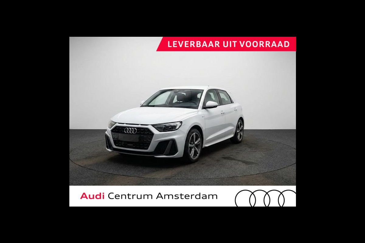 Audi A1 Sportback Advanced edition 25 TFSI 95 pk | Sportstoelen | Ledlampen voor en achter | Optiekpakket zwart plus | Spiegels inklapbaar |