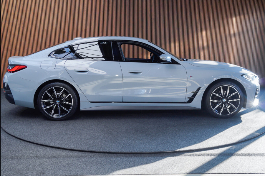 BMW 4 Serie Gran Coupé 420i M-pakket Navi Leer Elektr. achterklep 360° Camera Climate voor & achter Zwarte hemelbekleding PDC LM velgen BTW auto!
