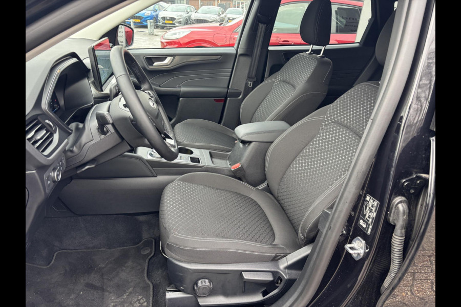 Ford Kuga 2.5 PHEV Titanium SCI |243pk | Orig. NL Auto | Wegklapbare trekhaak | Winter Pack | Adapitve cruise control | 2.100kg Trekgewicht