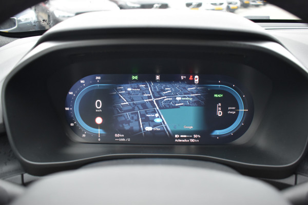 Volvo EX40 Extended Range 252PK Plus 82 kWh | Trekhaak | Elektr. Stoel | Camera | Stuurverwarming | ACC
