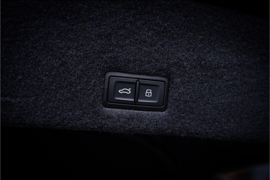 Lamborghini Urus 4.0 V8 Performante - Original Color l Akrapovic l Carbon Pack