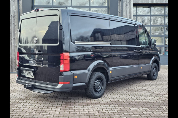Volkswagen Crafter 35 2.0 TDI L3H2 177PK RWD Highline | 3500KG trekhgewicht | Cruise | App-connect | Navi | Stoelverwarming | Betimmering | Camera |