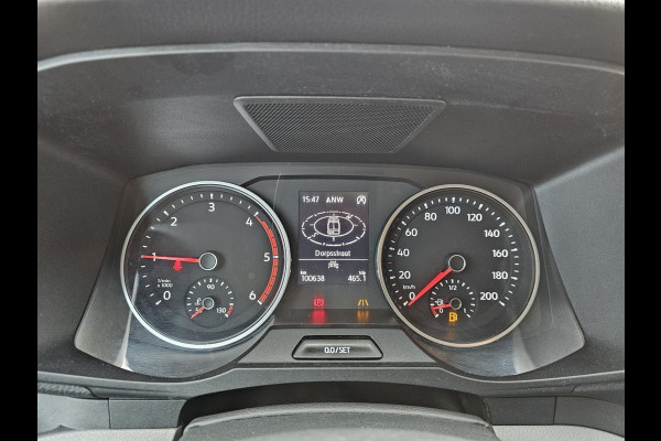 Volkswagen Crafter 35 2.0 TDI L3H2 177PK RWD Highline | 3500KG trekhgewicht | Cruise | App-connect | Navi | Stoelverwarming | Betimmering | Camera |