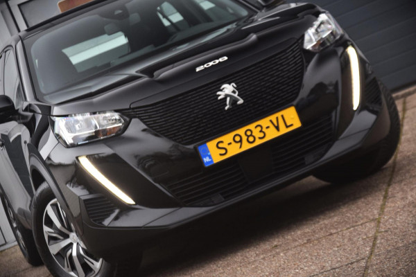 Peugeot 2008 1.2 PureTech Active Pack NAVIGATIE FULL MAP/CRUISE CONTROL/16" ALL SEASON BANDEN