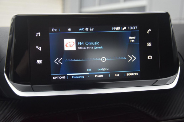 Peugeot 2008 1.2 PureTech Active Pack NAVIGATIE FULL MAP/CRUISE CONTROL/16" ALL SEASON BANDEN
