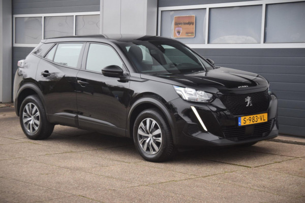Peugeot 2008 1.2 PureTech Active Pack NAVIGATIE FULL MAP/CRUISE CONTROL/16" ALL SEASON BANDEN