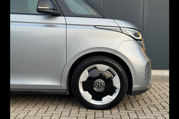 Volkswagen ID. Buzz Pro 86 kWh LWB 6prs. * Camera * El. Schuifdeuren * Stoelverwarming * Adaptieve Cruise Control * SOH 98% *