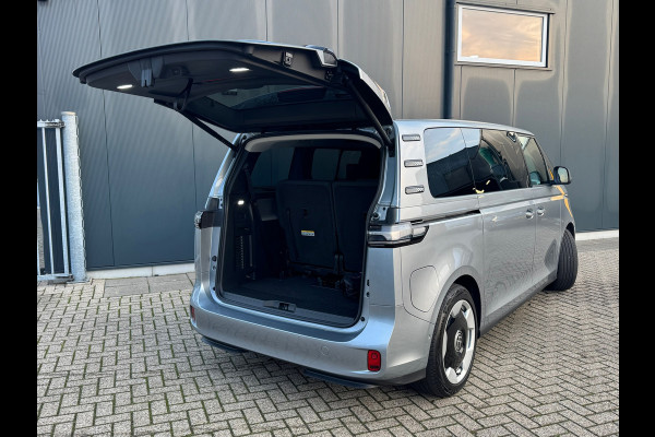 Volkswagen ID. Buzz Pro 86 kWh LWB 6prs. * Camera * El. Schuifdeuren * Stoelverwarming * Adaptieve Cruise Control * SOH 98% *