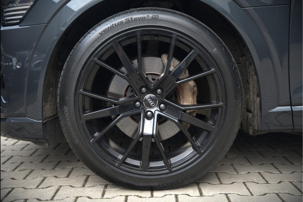 Audi e-tron e-tron 50 quattro Launch edition Black 71 kWh S-Line | Panoramadak | Stoelverwarming | Adaptive Cruise Control | Memory Seat | Parkeersensoren | Keyless | Apple Carplay