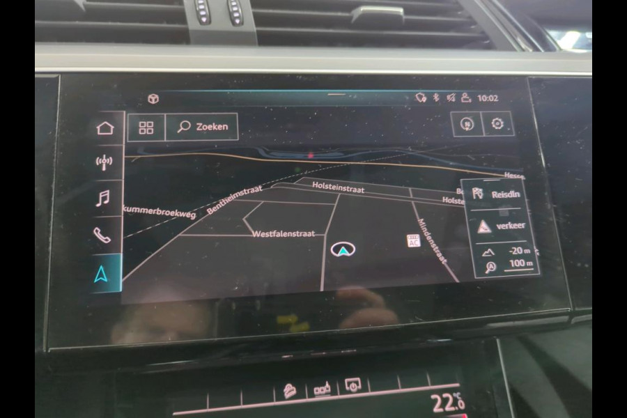 Audi e-tron e-tron 50 quattro Launch edition Black 71 kWh S-Line | Panoramadak | Stoelverwarming | Adaptive Cruise Control | Memory Seat | Parkeersensoren | Keyless | Apple Carplay