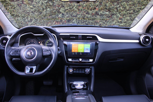 MG Mg Zs EV Luxury 45kWh AllSeason Panodak Leder