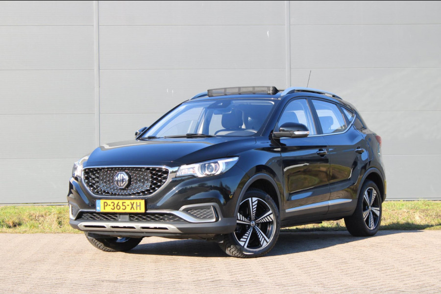 MG Mg Zs EV Luxury 45kWh AllSeason Panodak Leder