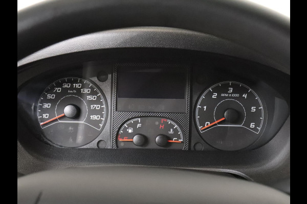 Opel Movano 140pk L2H2 Edition Navi Camera Parkeersensoren Trekhaak Cruise control Airco