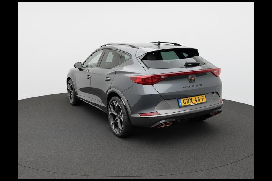 CUPRA Formentor 1.4 e-Hybrid Adrenaline 204pk | Panoramadak | Parkeercamera | Climatronic | Verwarmbare voorstoelen