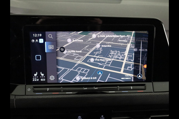 Volkswagen Golf 1.4 eHybrid GTE 245 pk Automaat (DSG) | Navigatie | Parkeersensoren (Park assist) | Achteruitrijcamera | Matrix LED koplampen | Stoelverwarming |