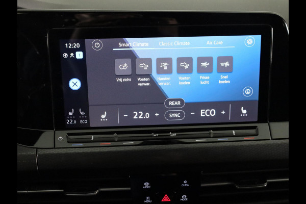 Volkswagen Golf 1.4 eHybrid GTE 245 pk Automaat (DSG) | Navigatie | Parkeersensoren (Park assist) | Achteruitrijcamera | Matrix LED koplampen | Stoelverwarming |
