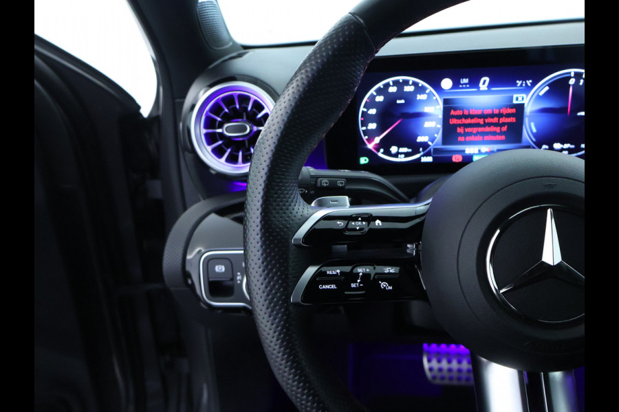 Mercedes-Benz A-Klasse 250 e Star Edition AMG Line | AMG Line | Sfeerverlichting | Achteruitrijcamera | Apple CarPlay | Inclusief 24 maanden MB Certified garantie voor Europa.