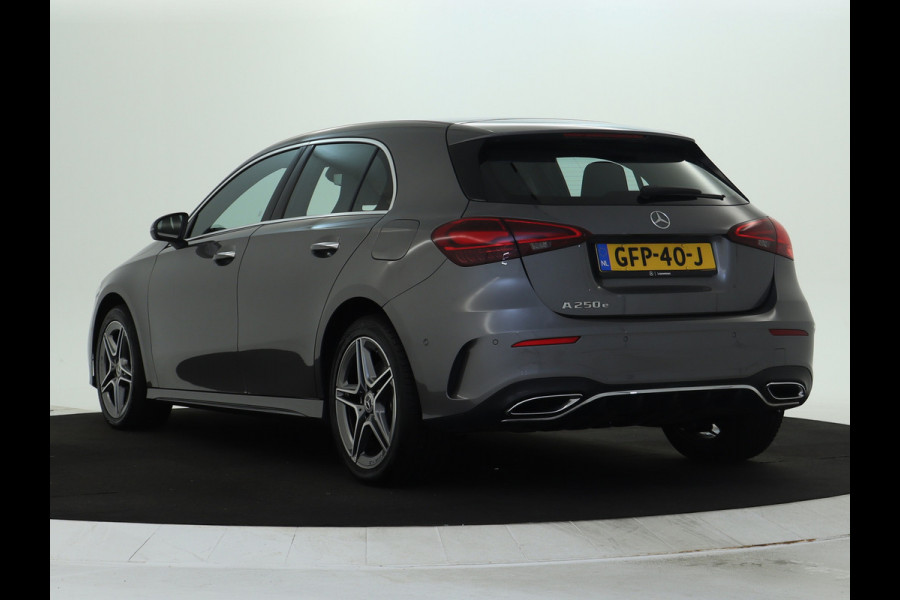 Mercedes-Benz A-Klasse 250 e Star Edition AMG Line | AMG Line | Sfeerverlichting | Achteruitrijcamera | Apple CarPlay | Inclusief 24 maanden MB Certified garantie voor Europa.