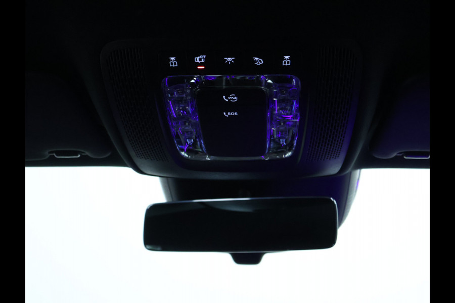 Mercedes-Benz A-Klasse 250 e Star Edition AMG Line | AMG Line | Sfeerverlichting | Achteruitrijcamera | Apple CarPlay | Inclusief 24 maanden MB Certified garantie voor Europa.