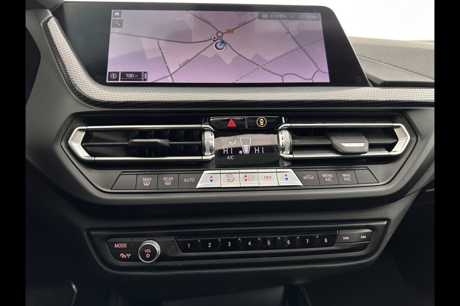 BMW 2 Serie Gran Coupé 220i M-Sportpack Business Edition (INCL-BTW) Aut. *PANO | MICROFIBRE-SPORTSEATS | FULL-LED | DIGI-COCKPIT | CAMERA | NAVI-FULLMAP | HIFI-SOUND | DAB+ | ECC | PDC | CRUISE | CARPLAY | KEYLESS | PRIVACYGLASS | 18"ALU*