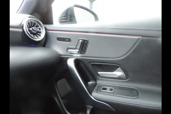 Mercedes-Benz CLA-Klasse Shooting Brake 200 Business Solution Luxury panoramadak trekhaak