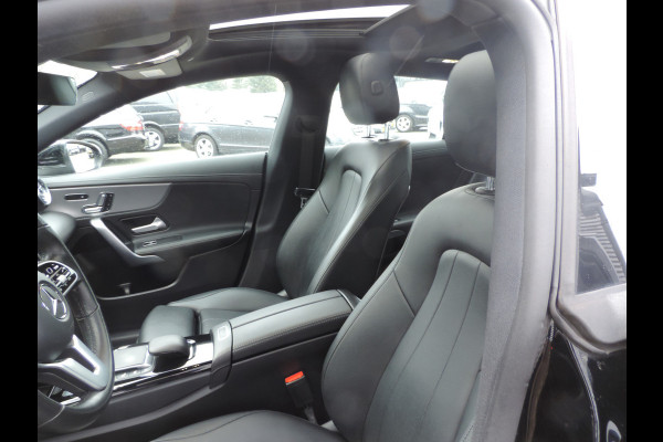 Mercedes-Benz CLA-Klasse Shooting Brake 200 Business Solution Luxury panoramadak trekhaak