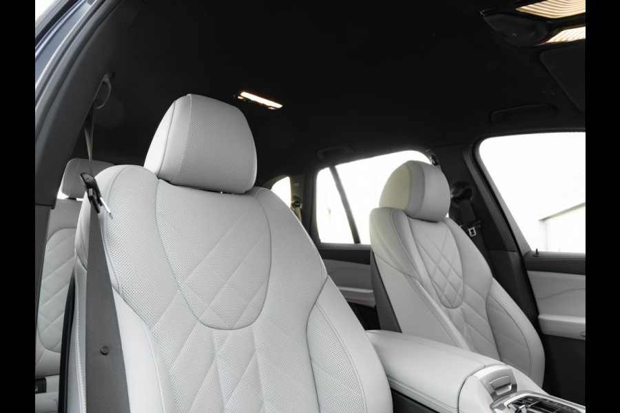 BMW X5 xDrive45e M-Sport - Driving Assistant Prof - Hifi - Adaptief LED - Comfort Access