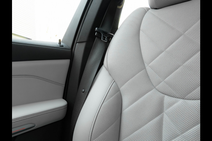 BMW X5 xDrive45e M-Sport - Driving Assistant Prof - Hifi - Adaptief LED - Comfort Access