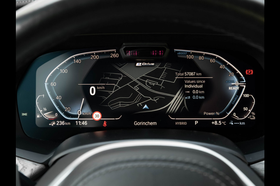 BMW X5 xDrive45e M-Sport - Driving Assistant Prof - Hifi - Adaptief LED - Comfort Access