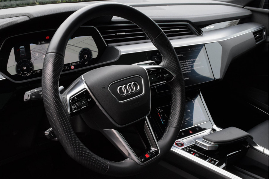 Audi e-tron S Quattro 371kW / Luchtvering/ Standkachel/ Bang & Olufsen Sound System/ Trekhaak/ Panoramadak/