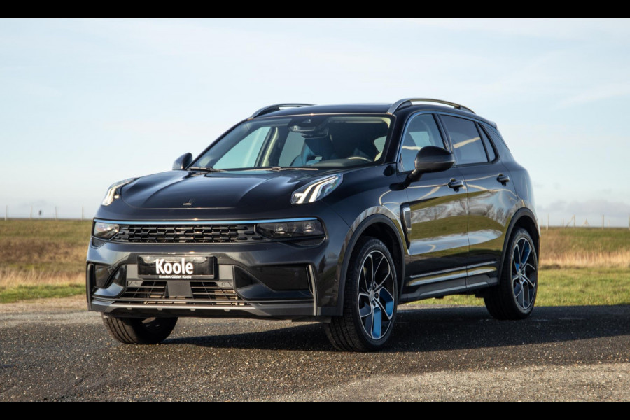 Lynk & Co 01 1.5 192kW PHEV PANORAMA DAK / 20'' / STOEVERWARMING / CARPLAY