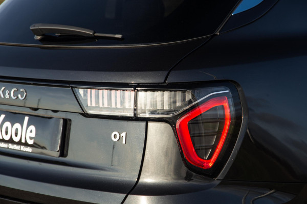 Lynk & Co 01 1.5 192kW PHEV PANORAMA DAK / 20'' / STOEVERWARMING / CARPLAY