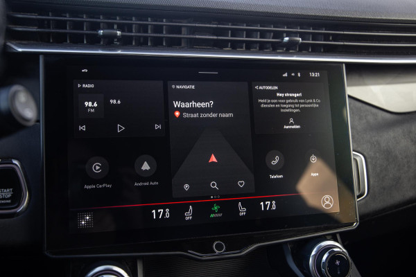 Lynk & Co 01 1.5 192kW PHEV PANORAMA DAK / 20'' / STOEVERWARMING / CARPLAY