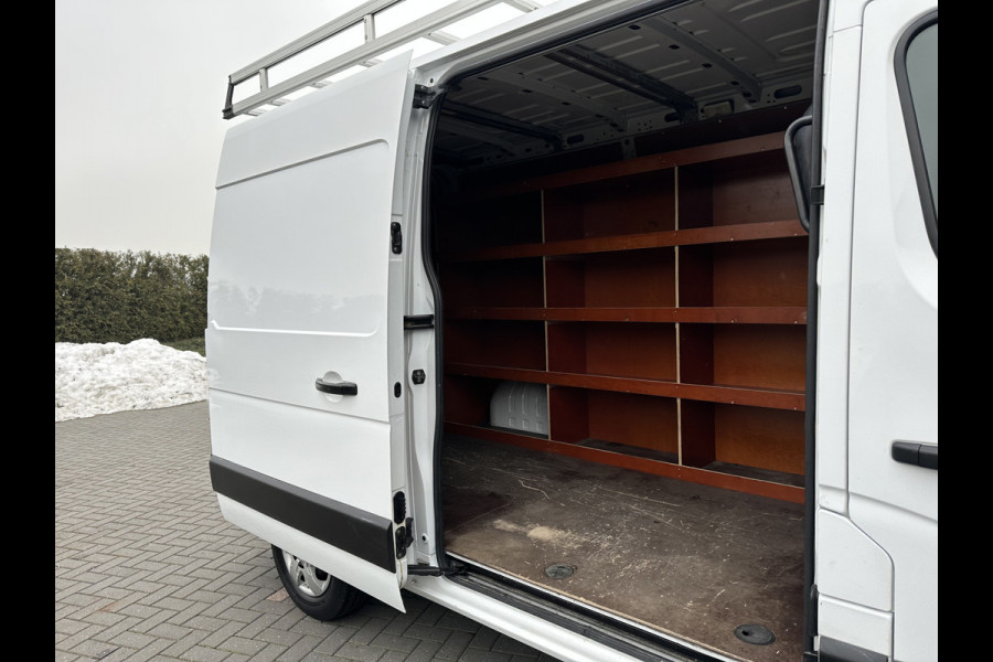 Nissan NV400 2.3 dCi 136 PK / L2H2 / VAN DEN BORN GLASRESTEEL AUTO / TREKHAAK / IMPERIAAL / CAMERA / CRUISE / ECC