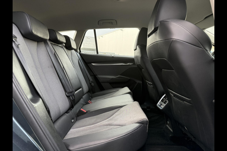 Škoda ENYAQ iV Aut. 60 Business Edition | SOH 90% | Navi | Camera | Carplay | Dodehoek |