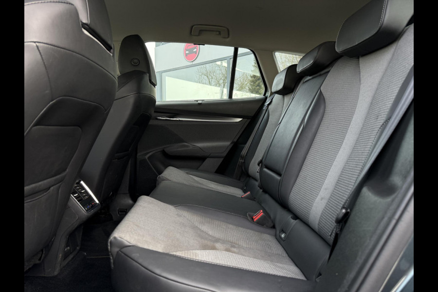 Škoda ENYAQ iV Aut. 60 Business Edition | SOH 90% | Navi | Camera | Carplay | Dodehoek |