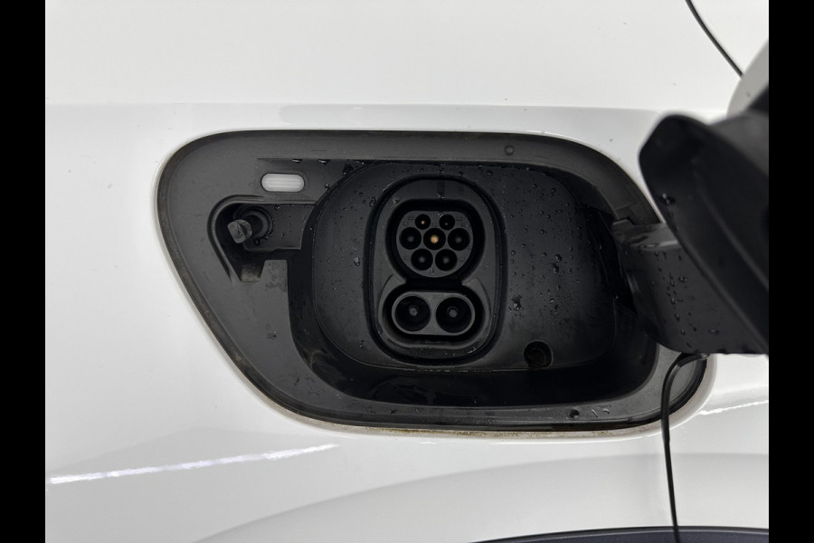 Volkswagen ID.4 Max 77 kWh [ 3-Fase ] {SOH-89%} (INCL.BTW) Aut. *PANO | HEAD-UP | LEATHER | FULL-LED | MEMORY-PACK | TOP-VIEW | BLIND-SPOT | HEATED-SPORTSEATS | DIGI-COCKPIT | DAB+ | 21''ALU*