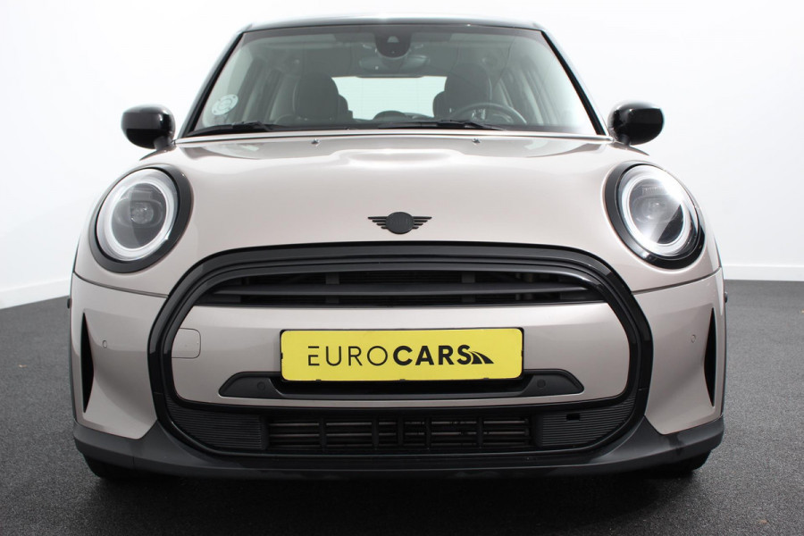 MINI Mini 1.5 Cooper Maximise Steptronic 5 deurs | Navigatie | Apple Carplay/Android Auto | Camera | Parkeer sensoren | Airco | Dab | Cruise Control | Led