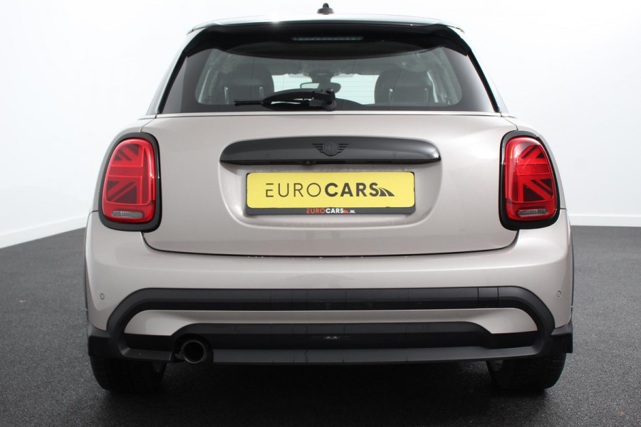 MINI Mini 1.5 Cooper Maximise Steptronic 5 deurs | Navigatie | Apple Carplay/Android Auto | Camera | Parkeer sensoren | Airco | Dab | Cruise Control | Led