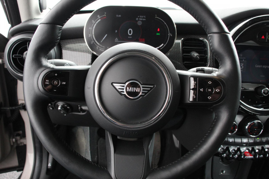 MINI Mini 1.5 Cooper Maximise Steptronic 5 deurs | Navigatie | Apple Carplay/Android Auto | Camera | Parkeer sensoren | Airco | Dab | Cruise Control | Led