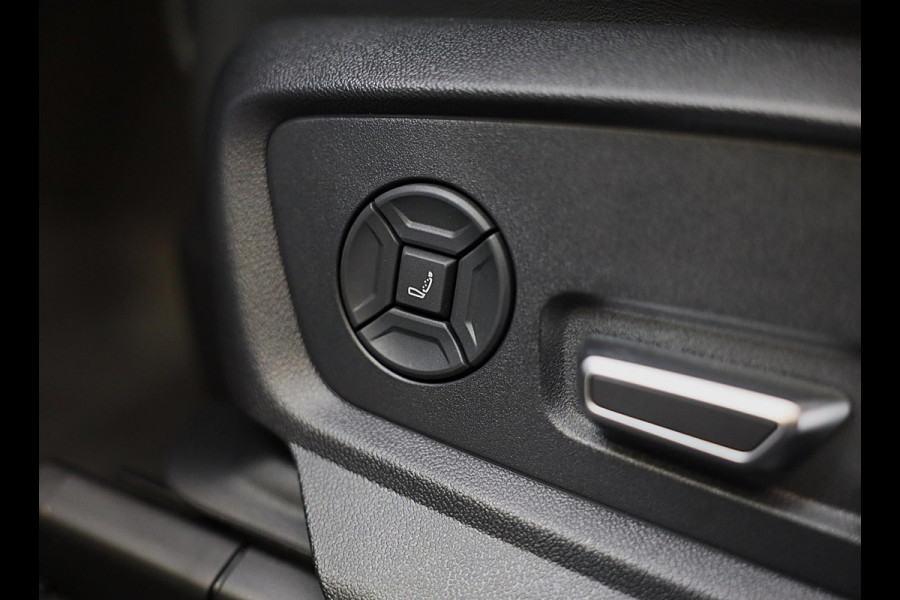 Audi Q8 60 TFSI e Quattro RSQ8 Look / NEW / RS Zetels / Massage / Head Up / 360 Camera / B & O / Leder / Open Pano / Matrix / 23 I