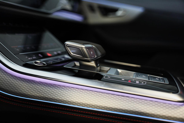 Audi Q8 60 TFSI e Quattro RSQ8 Look / NEW / RS Zetels / Massage / Head Up / 360 Camera / B & O / Leder / Open Pano / Matrix / 23 I