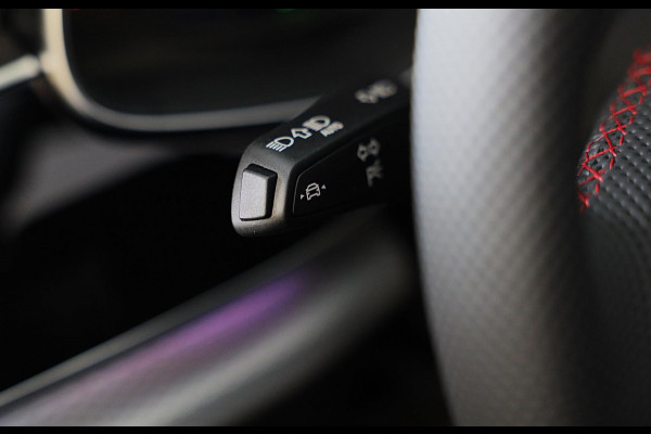 Audi Q8 60 TFSI e Quattro RSQ8 Look / NEW / RS Zetels / Massage / Head Up / 360 Camera / B & O / Leder / Open Pano / Matrix / 23 I