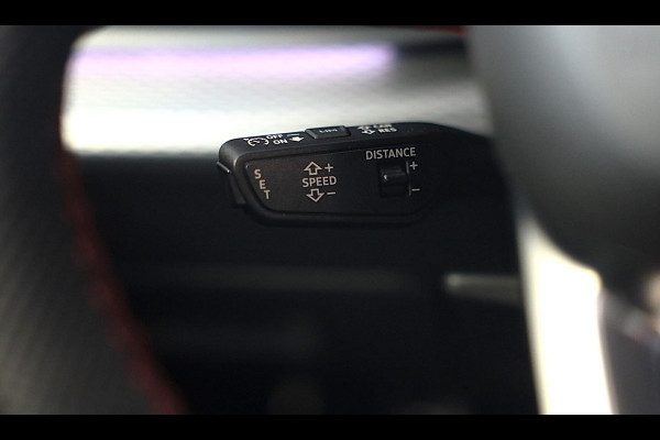 Audi Q8 60 TFSI e Quattro RSQ8 Look / NEW / RS Zetels / Massage / Head Up / 360 Camera / B & O / Leder / Open Pano / Matrix / 23 I