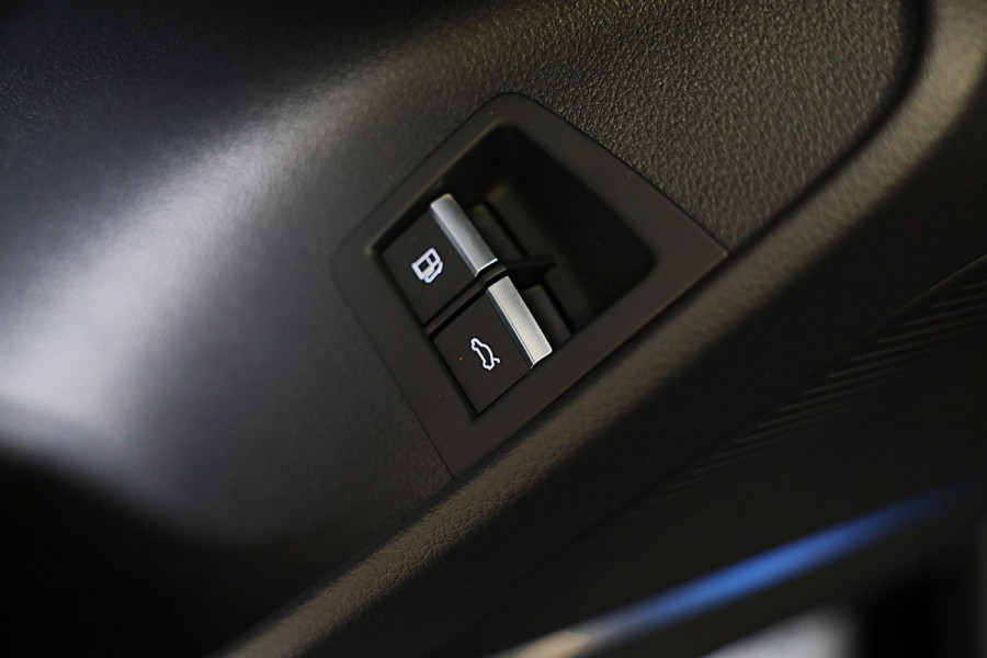 Audi Q8 60 TFSI e Quattro RSQ8 Look / NEW / RS Zetels / Massage / Head Up / 360 Camera / B & O / Leder / Open Pano / Matrix / 23 I